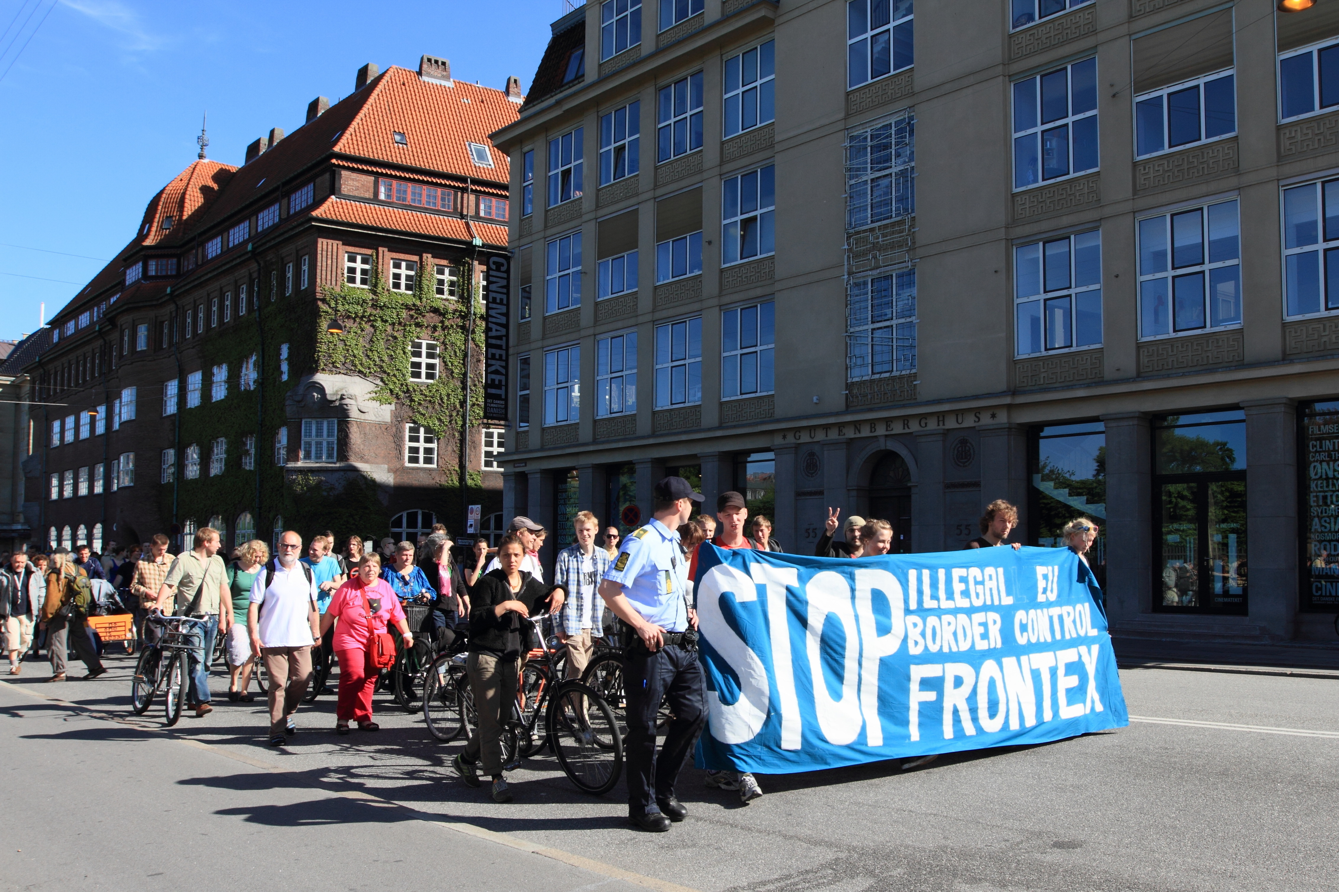 Shutterstock 57732919