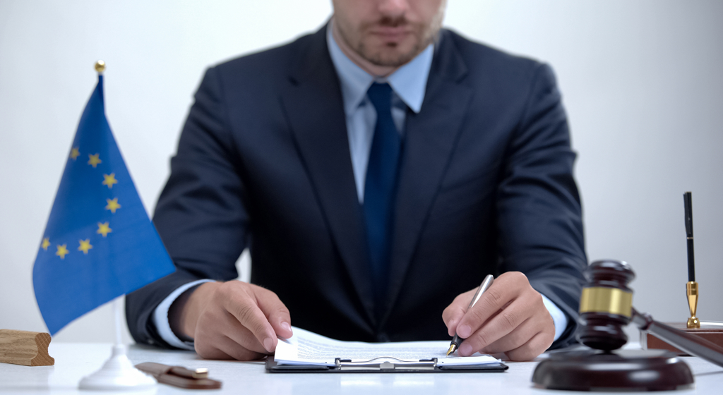 shutterstock_1539656591_europeanlaw.jpg