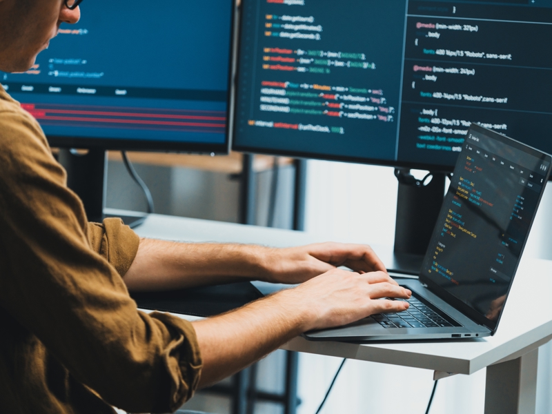 Shutterstock 2536676195