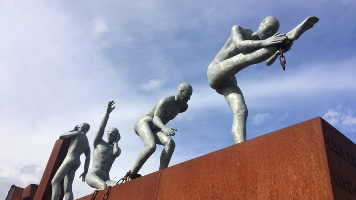 Slavery Monument Rotterdam 1291597 Pxherecom (1)