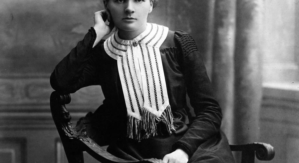 maria_skłodowska-curie_1903.jpg