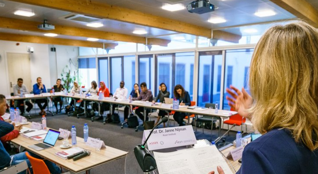 Headervisual Education