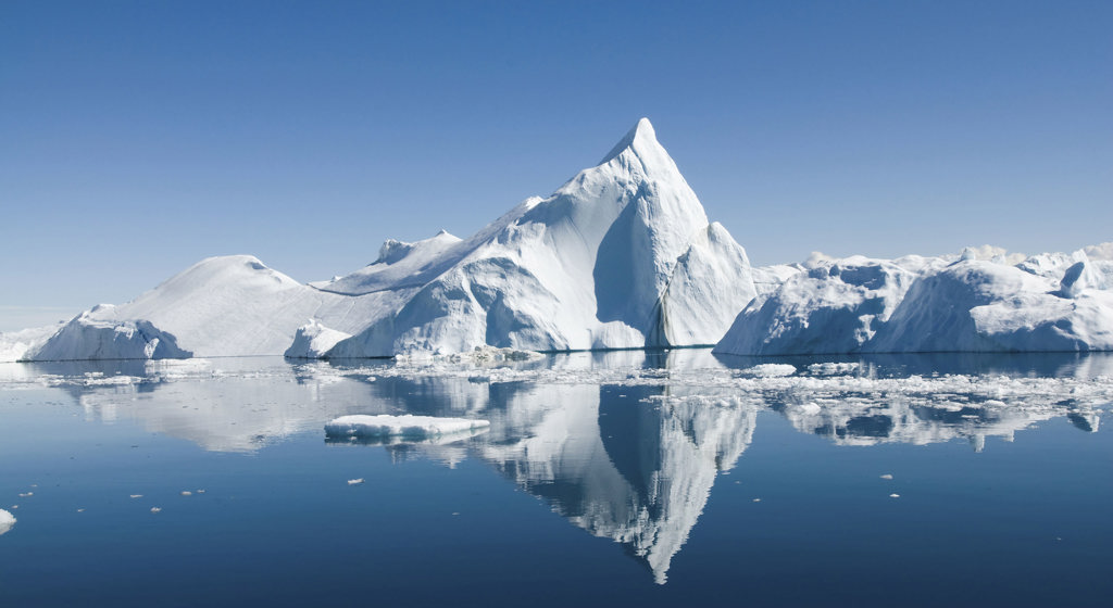 beautiful-greenland-iceberg-hq-wallpaper.jpg
