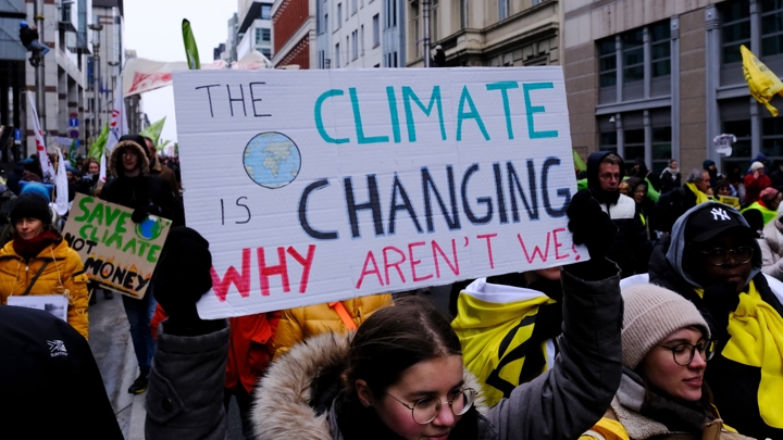 Shutterstock 2396244231