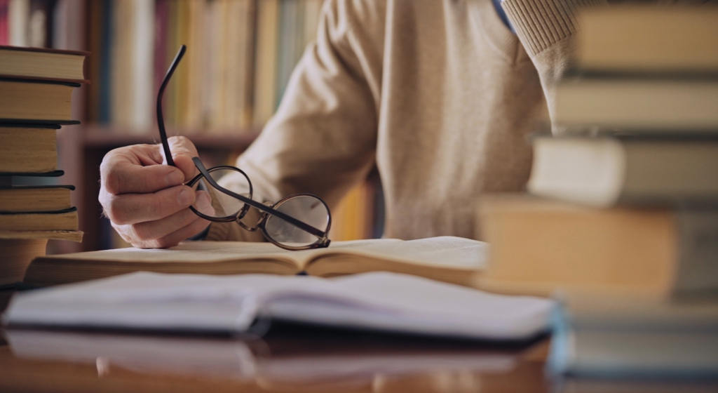 Shutterstock 2259922645